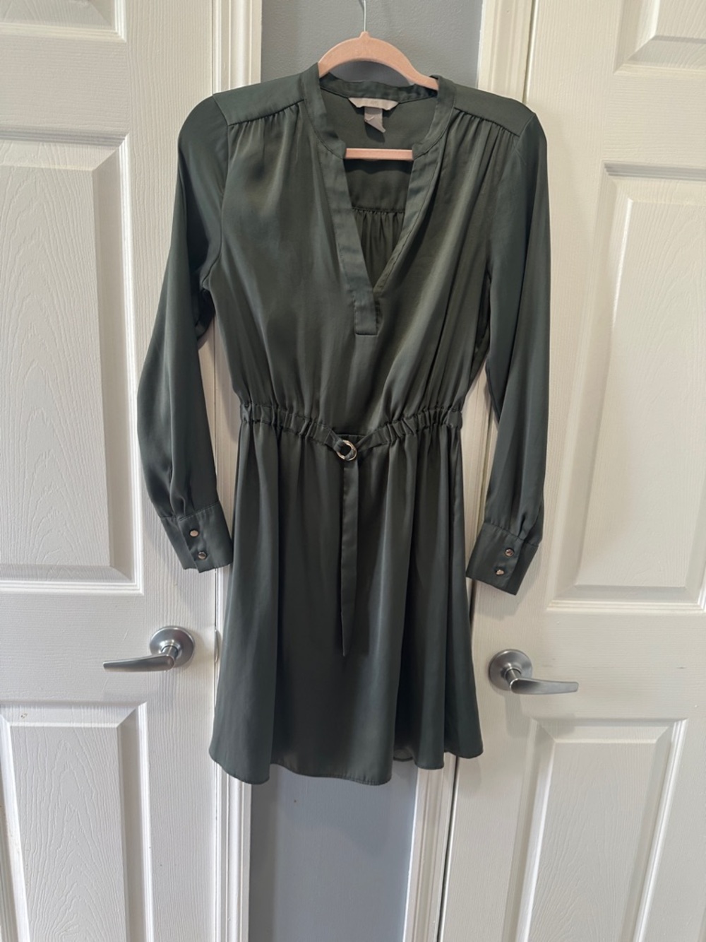 H&M Olive Green Long Sleeve V-Neck Belted Dress